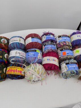 Lot of 18 Novelty Yarn Berroco Trendsetter Plymouth Apache Lion Mixed Multicolor